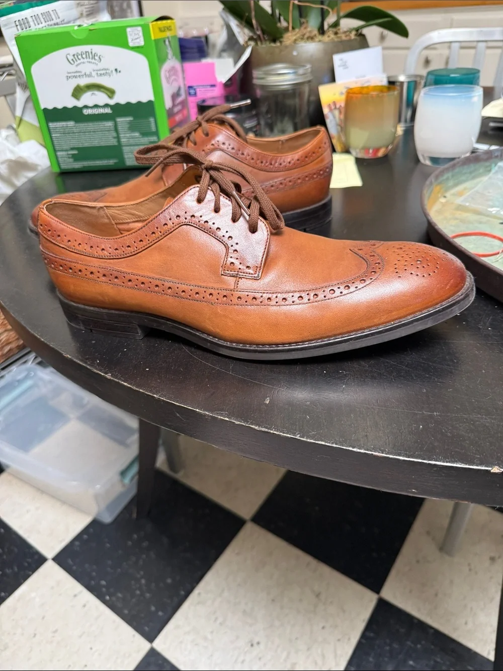 Clarks Tan Brown Leather Wingtip Derby Shoes